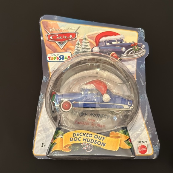 Disney/Pixar decked out Doc Hudson AND whee-hoo Winter Mater toys R Us cars (mlb - Picture 2 of 16